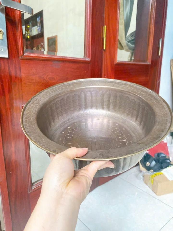 Chậu đồng chạm hoa văn size 42,35,27cm-duoc-ban-tai-Làng Nghề Gò Đúc Đồng Đại Bái