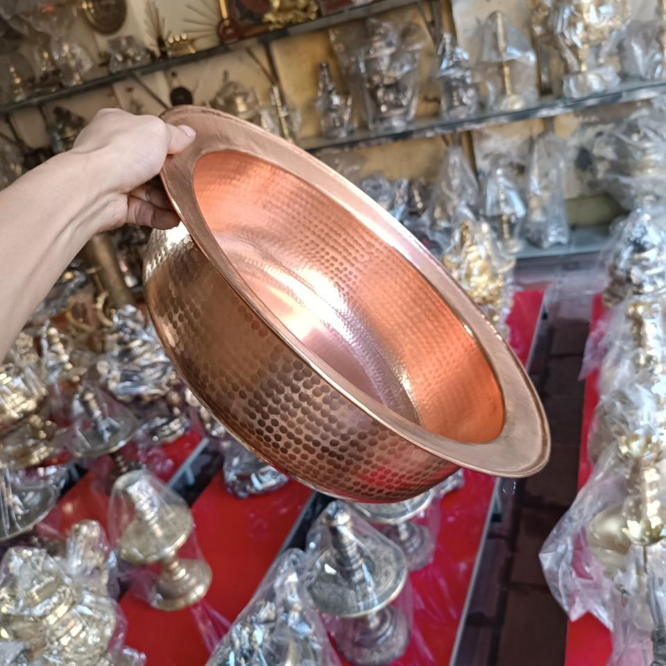 Chậu đồng đỏ gò thủ công-duoc-ban-tai-Làng Nghề Gò Đúc Đồng Đại Bái