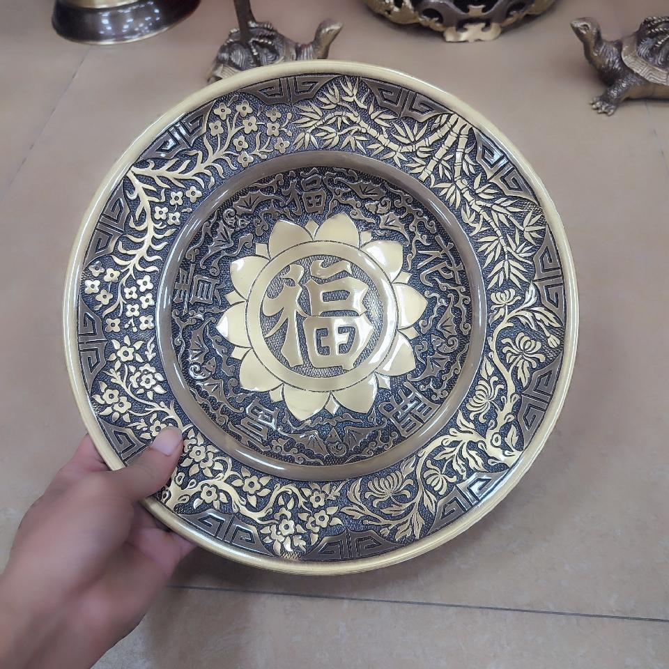 Đĩa đồng 28cm hàng đẹp loại 1-duoc-ban-tai-Làng Nghề Gò Đúc Đồng Đại Bái