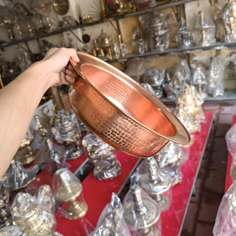 Chậu đồng đỏ gò thủ công-duoc-ban-tai-Làng Nghề Gò Đúc Đồng Đại Bái