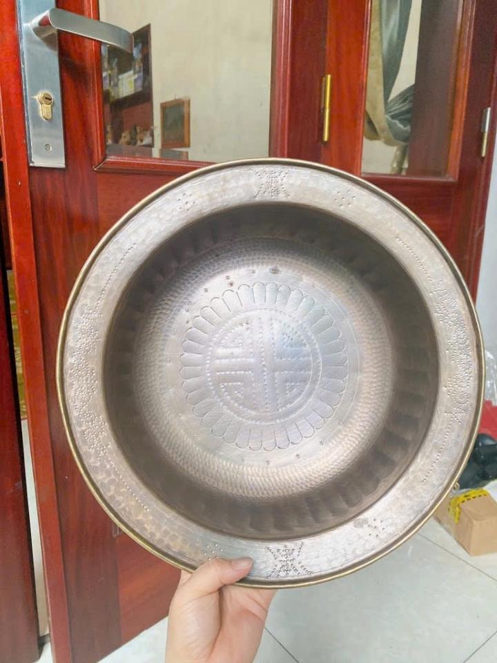 Chậu đồng chạm hoa văn size 42,35,27cm-duoc-ban-tai-Làng Nghề Gò Đúc Đồng Đại Bái