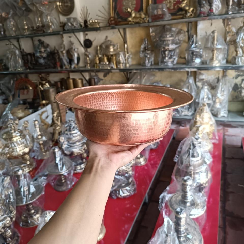 Chậu đồng đỏ gò thủ công-duoc-ban-tai-Làng Nghề Gò Đúc Đồng Đại Bái