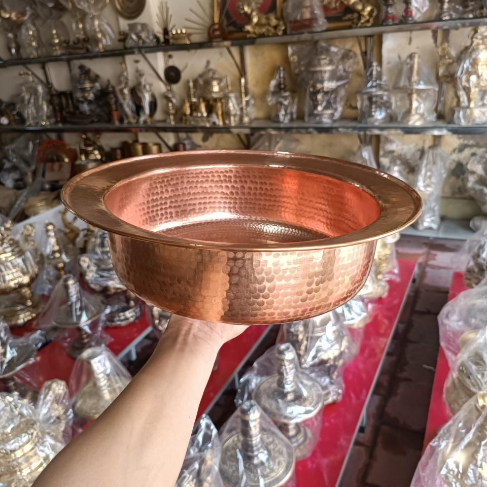 Chậu đồng đỏ gò thủ công-duoc-ban-tai-Làng Nghề Gò Đúc Đồng Đại Bái