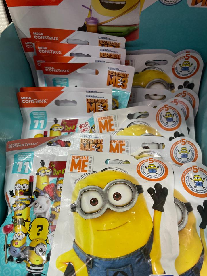 Túi mô hình megablock minion-duoc-ban-tai-The Fat Corgis