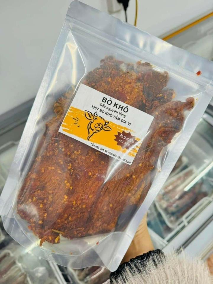 Bò Khô Nguyên Miếng-duoc-ban-tai-Hương huỳnh
