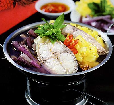 Lẩu Cá Bông Lau-duoc-ban-tai-ANH 3 Food & Beer