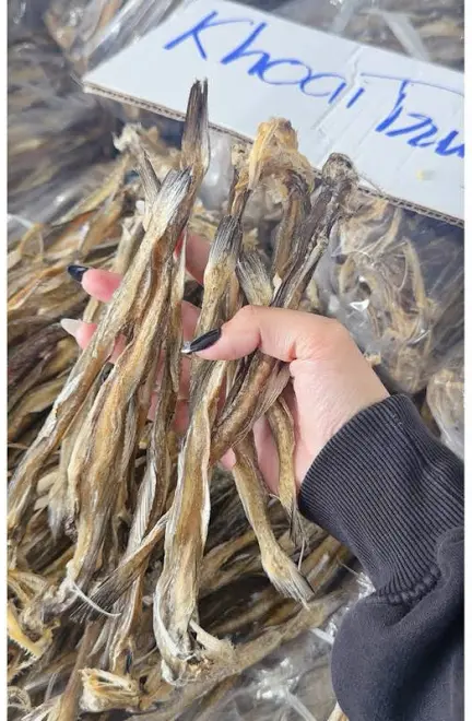 Khô khoai-duoc-ban-tai-ANH 3 Food & Beer