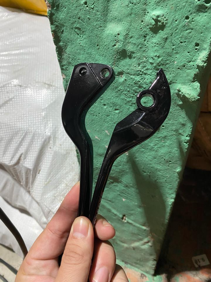 Nhôm - Tay thắng Accosato-duoc-ban-tai-Siêu Thị Ốc