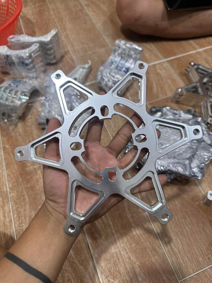 Nhôm - Lòng Đĩa, thớt lòng nhôm CNC v.v-duoc-ban-tai-Siêu Thị Ốc