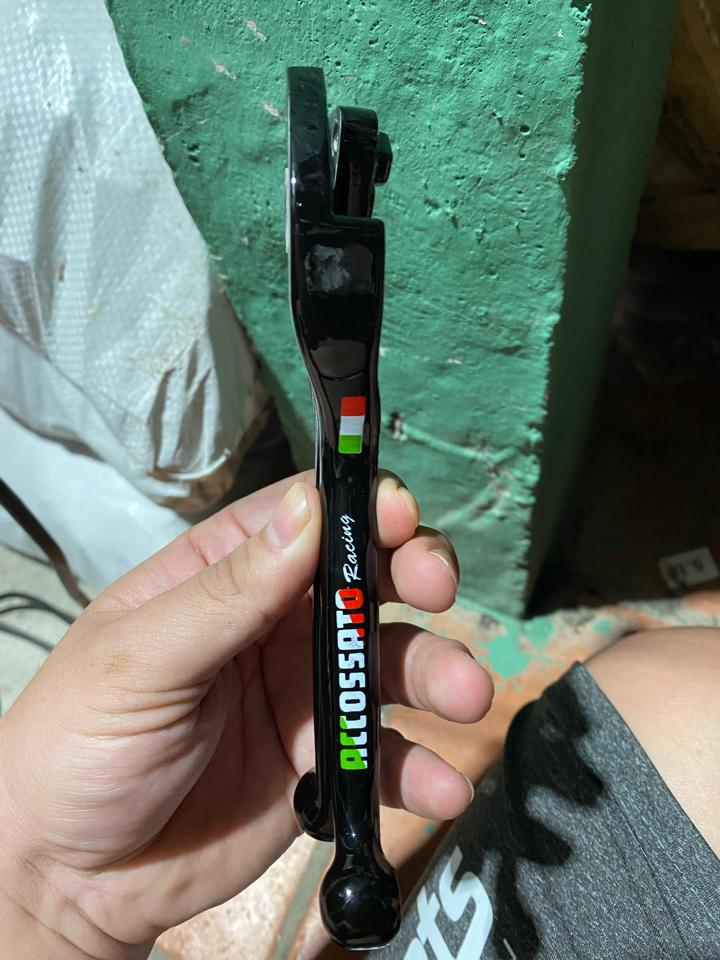 Nhôm - Tay thắng Accosato-duoc-ban-tai-Siêu Thị Ốc