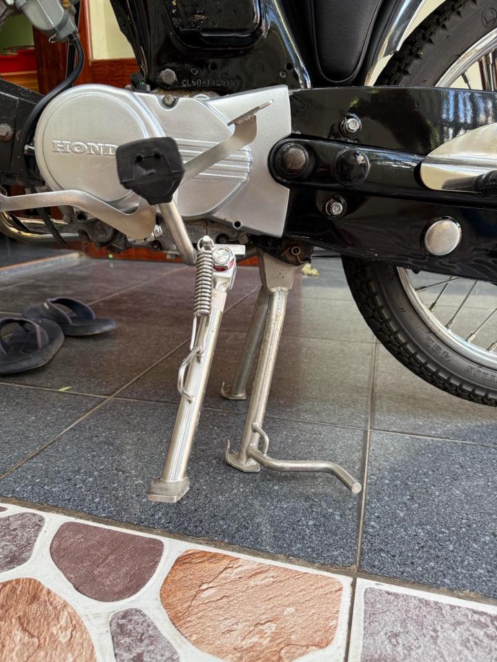 Inox 304 - Chống đứng xe số full phụ kiện-duoc-ban-tai-Siêu Thị Ốc