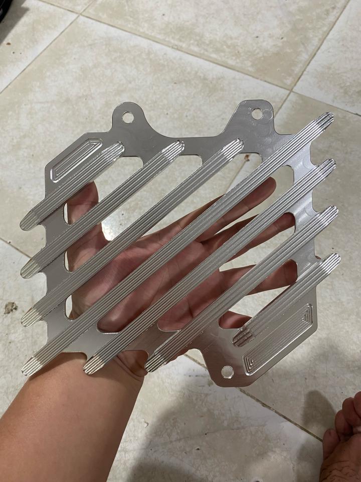 Nhôm - Két nhôm CNC-duoc-ban-tai-Siêu Thị Ốc