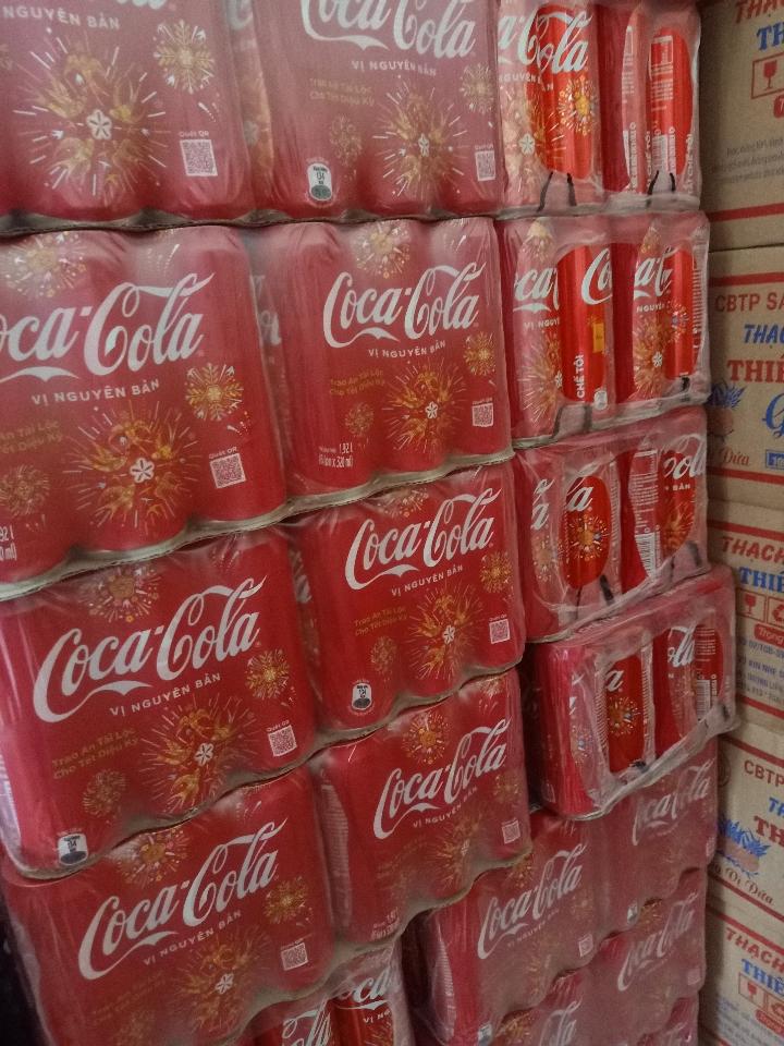 Coca lon to 320ml ( lốc)-duoc-ban-tai-Nhà Phân Phối Khuyên Lộc