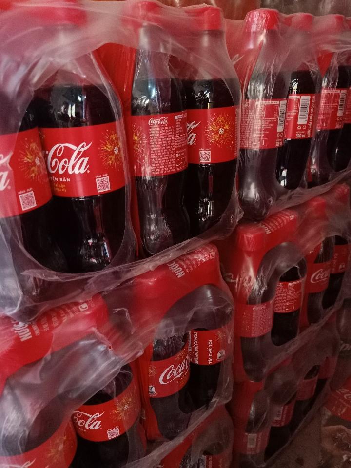 Coca 390 chai-duoc-ban-tai-Nhà Phân Phối Khuyên Lộc