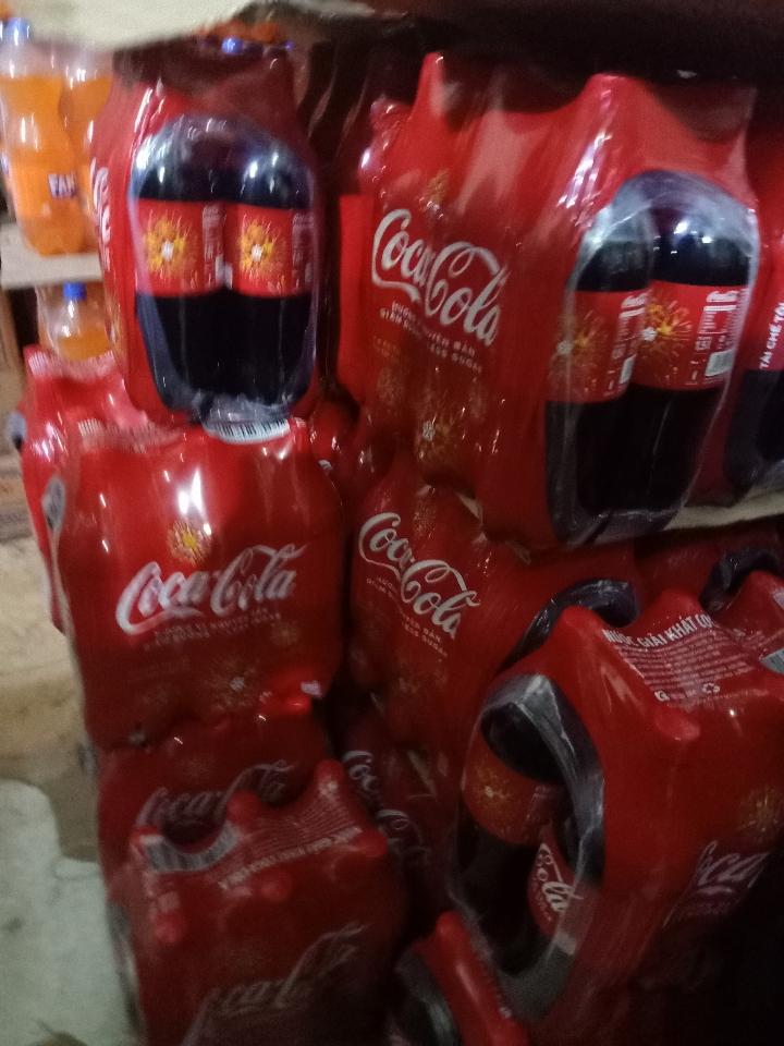 Coca 1.5L.-duoc-ban-tai-Nhà Phân Phối Khuyên Lộc