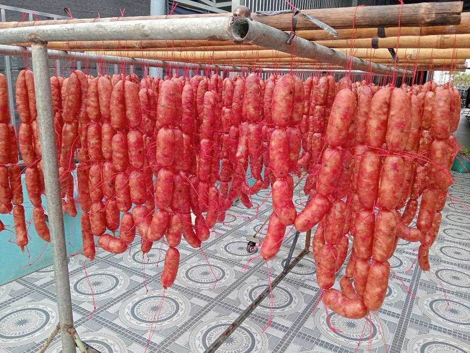 Lạp xưởng ĐB-duoc-ban-tai-T.A HOUSE