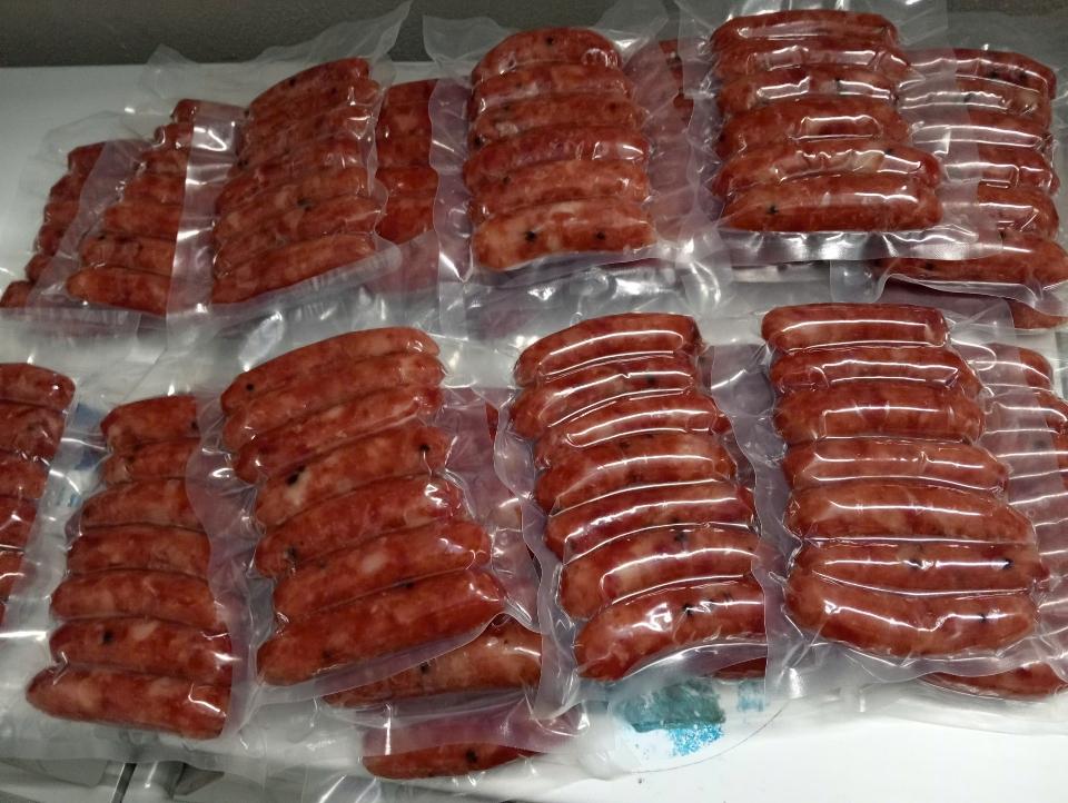 Lạp xưởng ĐB-duoc-ban-tai-T.A HOUSE