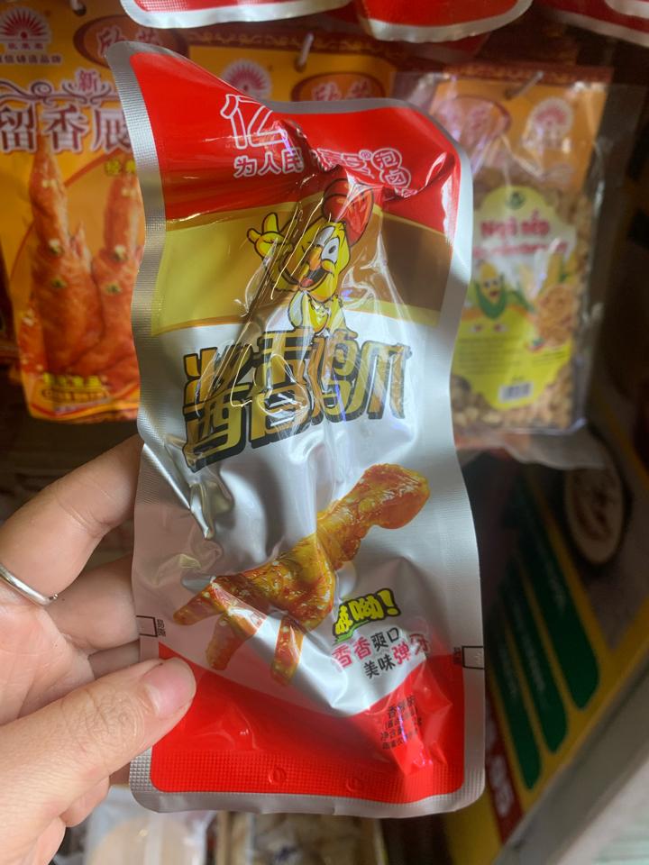 Chân gà đỏ/ vàng-duoc-ban-tai-LELA XIÊN