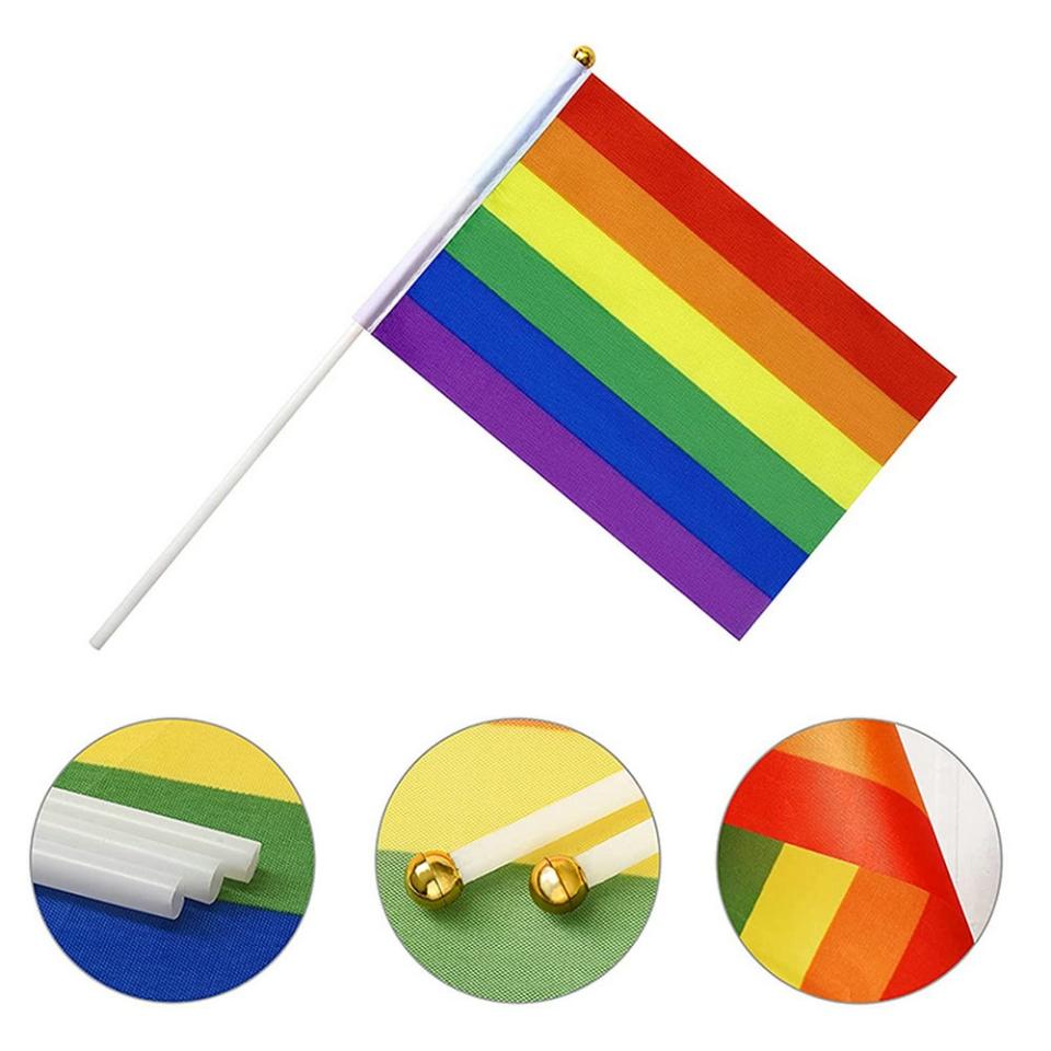 Cờ cầm tay LGBT lục sắc 14x21 cm-duoc-ban-tai-Lục Sắc