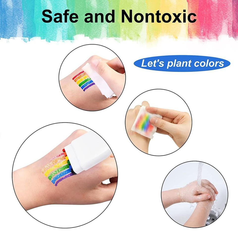 Bút vẽ LGBT dải cầu vồng graffiti trên khuôn mặt
-duoc-ban-tai-Lục Sắc