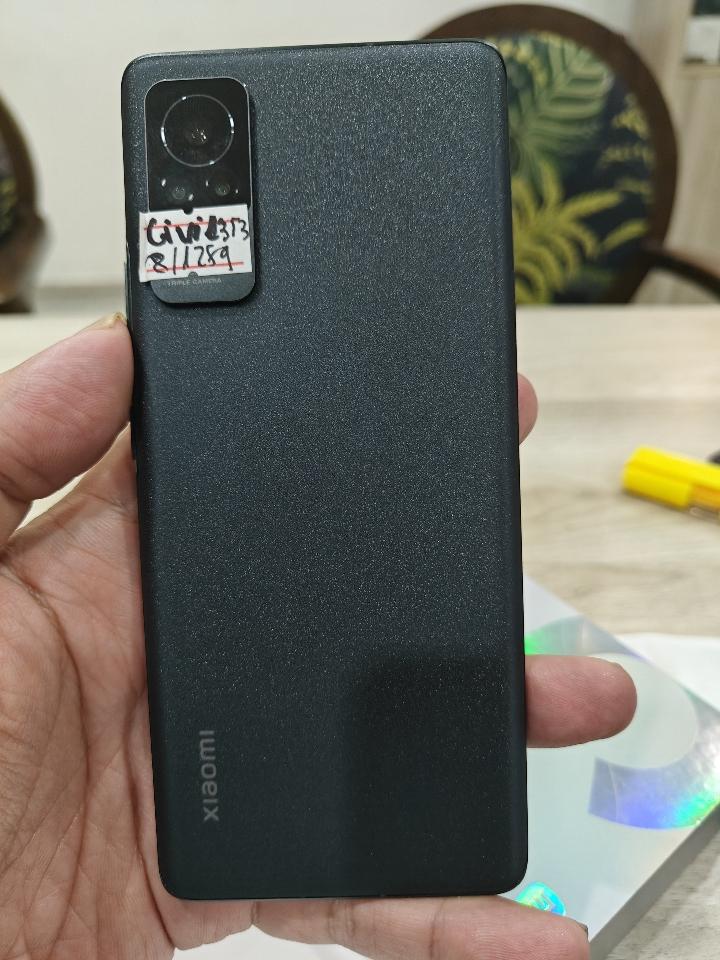 Civi 1 8/128 ko sạc-duoc-ban-tai-Ipad cũ giá rẻ