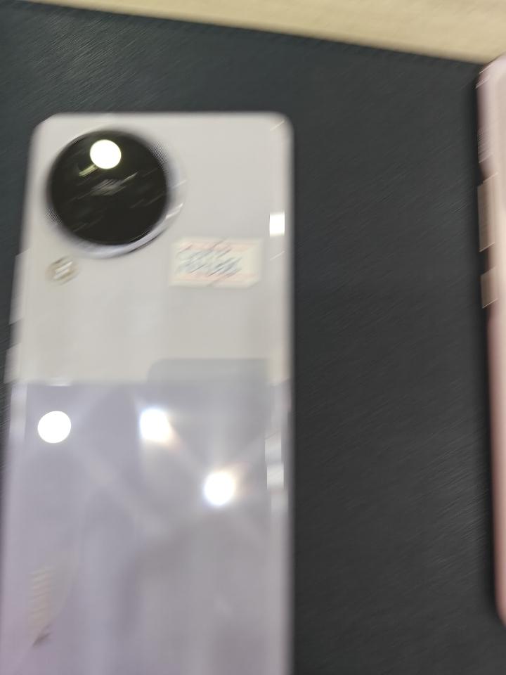 Civi 3 12/256  -duoc-ban-tai-Ipad cũ giá rẻ