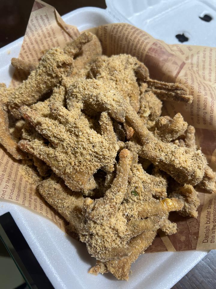 Có xương muối lớn-duoc-ban-tai-Chân gà quái thú