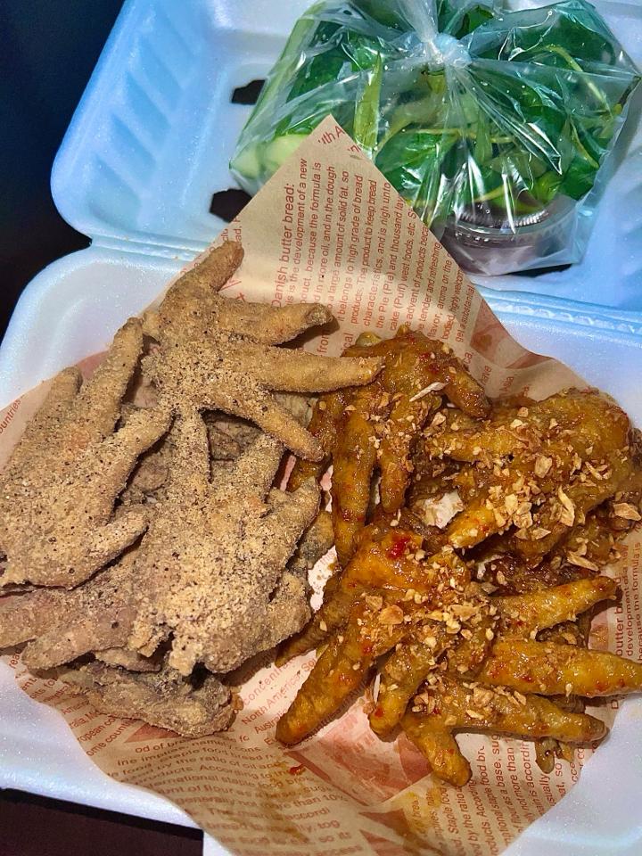 Có xương mix 2 vị-duoc-ban-tai-Chân gà quái thú