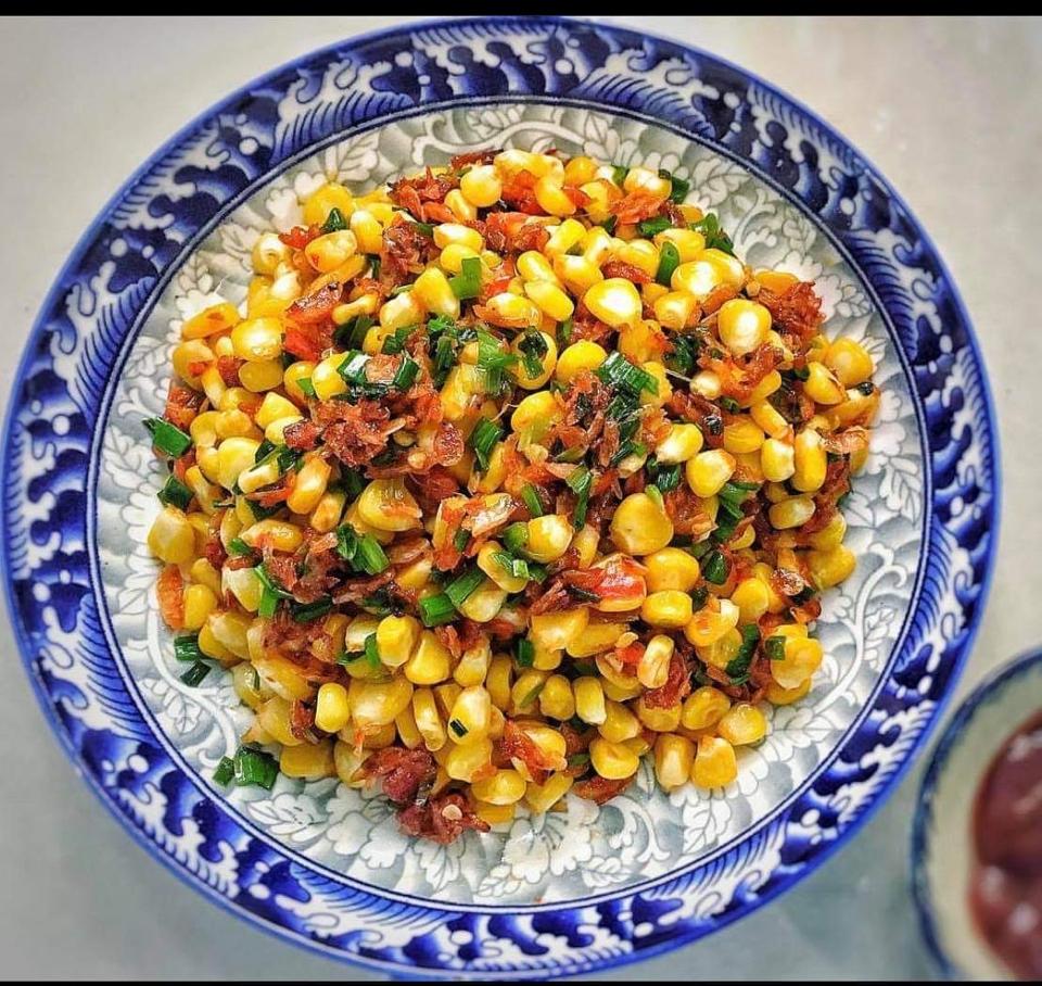 Bắp Mỹ xào-duoc-ban-tai-Tiệm  Ốc Bii