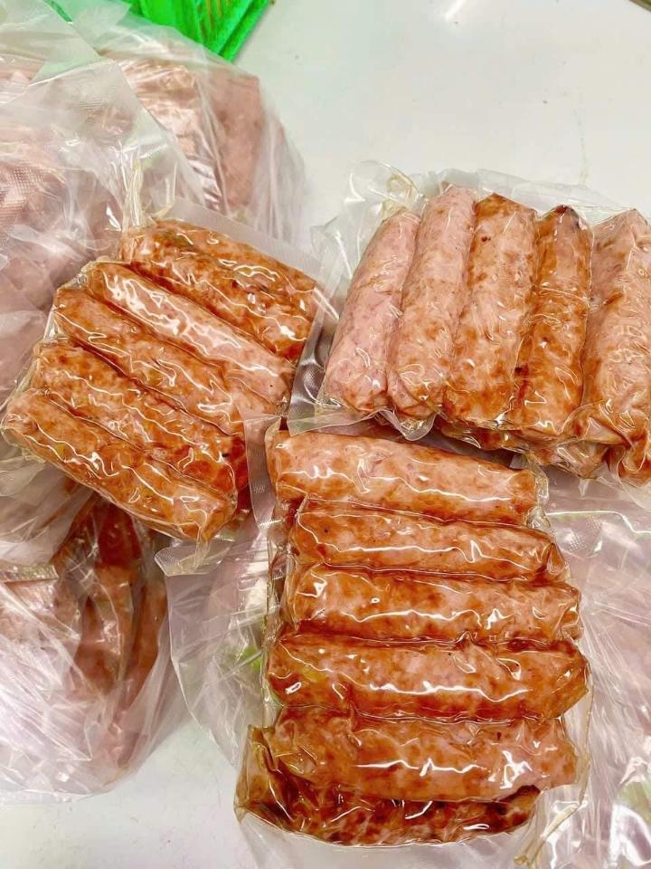 Nem nướng-duoc-ban-tai-KHO SỈ THỰC PHẨM ĐÔNG LẠNH