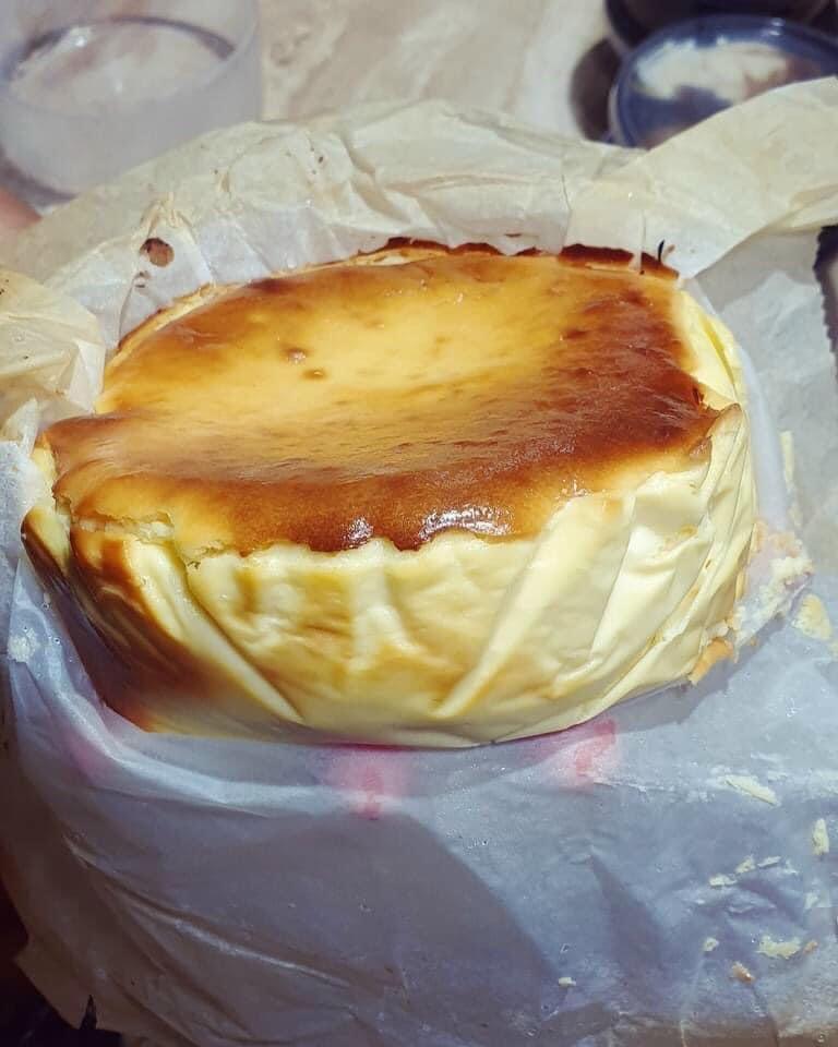 Phô mai nướng nguyên ổ 14cm 500g-duoc-ban-tai-Nha Nha Bakery