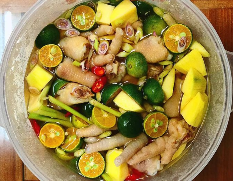 Chân gà rút xương-duoc-ban-tai-Sốp bông Mia - Moon store