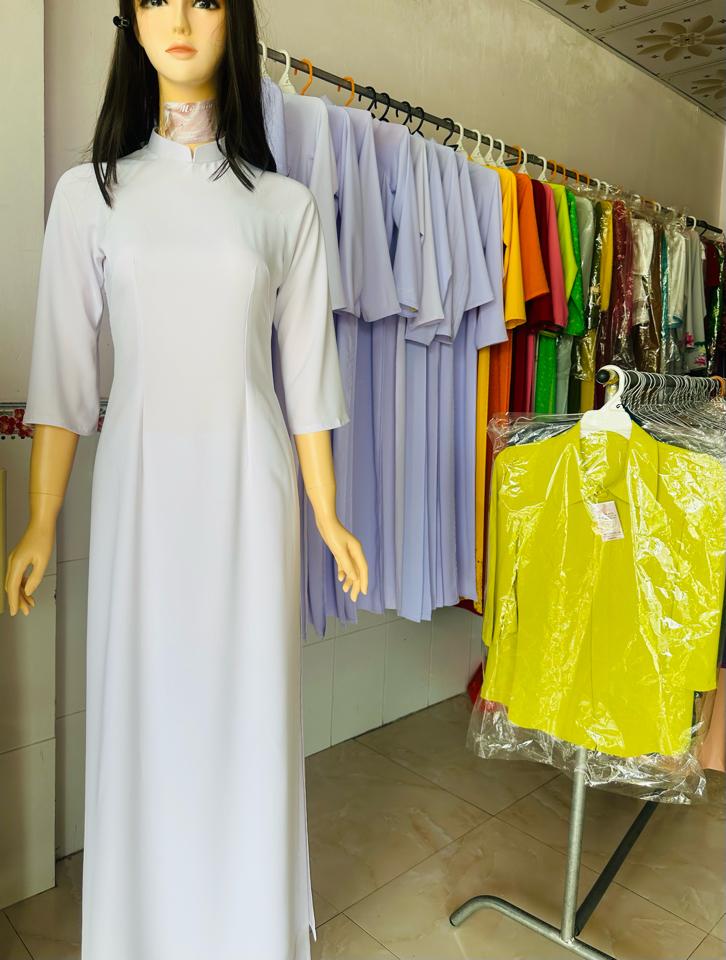Áo dài học sinh vải lụa thường có dãn -duoc-ban-tai-Áo dài Mỹ Hòa