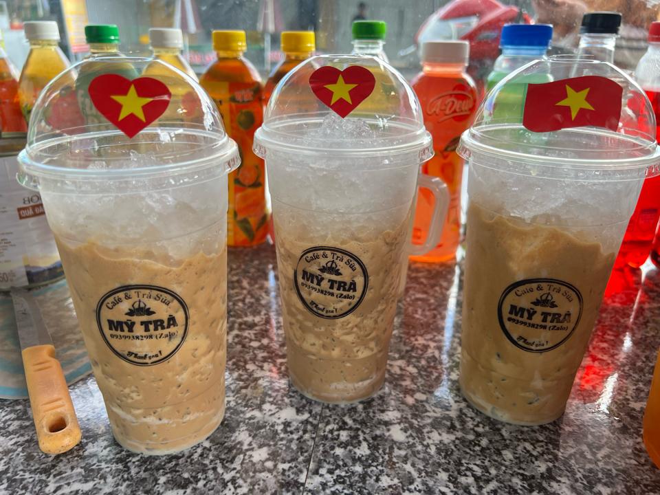 Cà phê sữa-duoc-ban-tai-Cafe & Trà Sữa MỸ TRÀ
