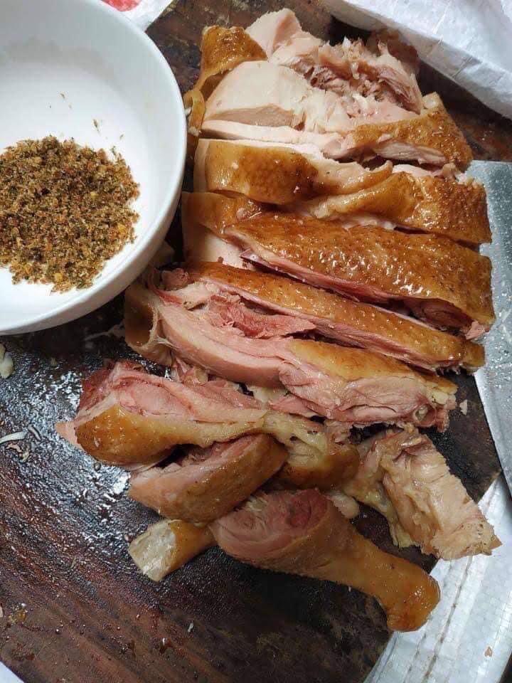 Nữa Gà xông khói con-duoc-ban-tai-Bếp Mẹ Ken
