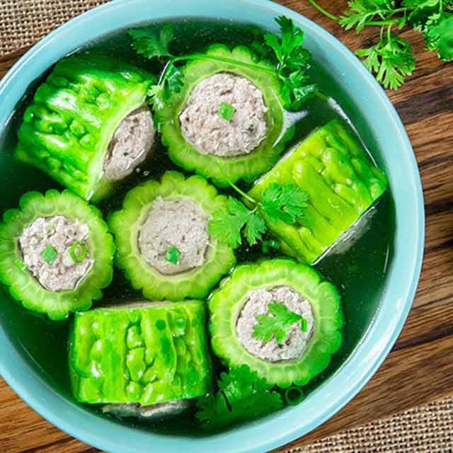 Cơm canh khổ qua dồn thịt-duoc-ban-tai-Căn tin 115 TQK