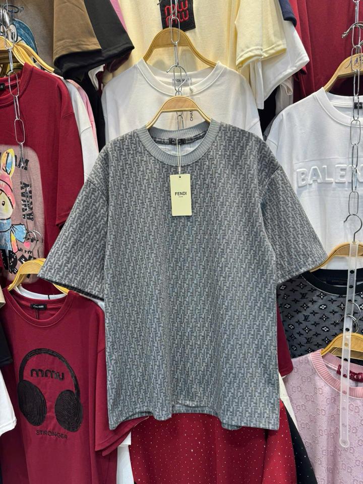 ÁO FENDI-duoc-ban-tai-Thanh Berry