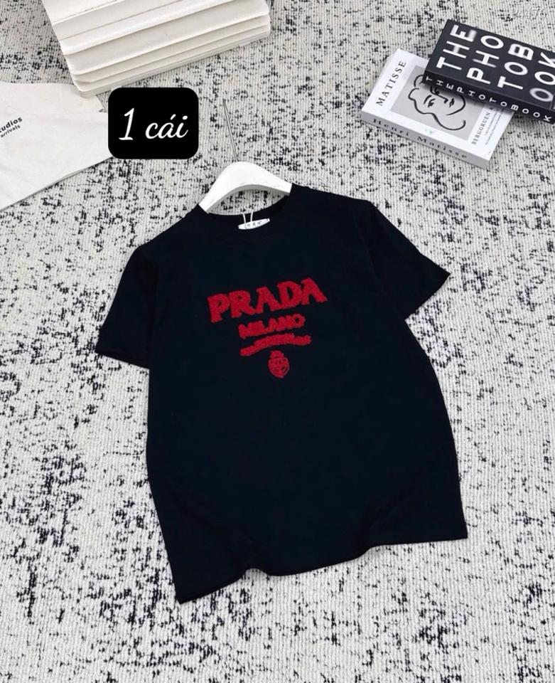 ÁO PRADA 2 màu-duoc-ban-tai-Thanh Berry