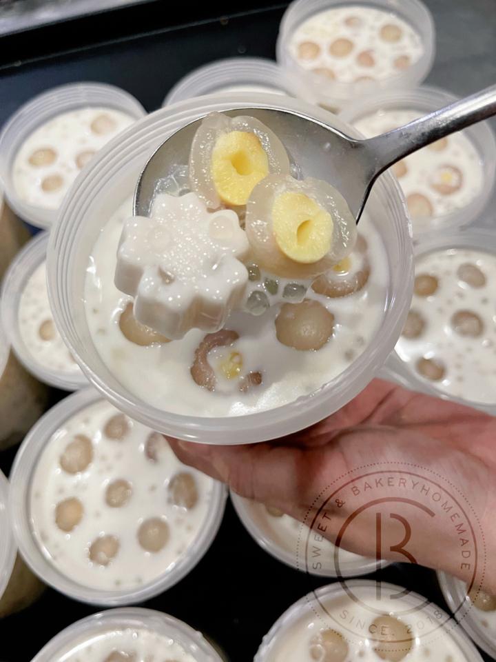 Chè Nhãn Dừa Sago-duoc-ban-tai-🧁🥧  𝐂𝐇𝐎𝐔 𝐂𝗔𝐊𝐄  🍩🍰