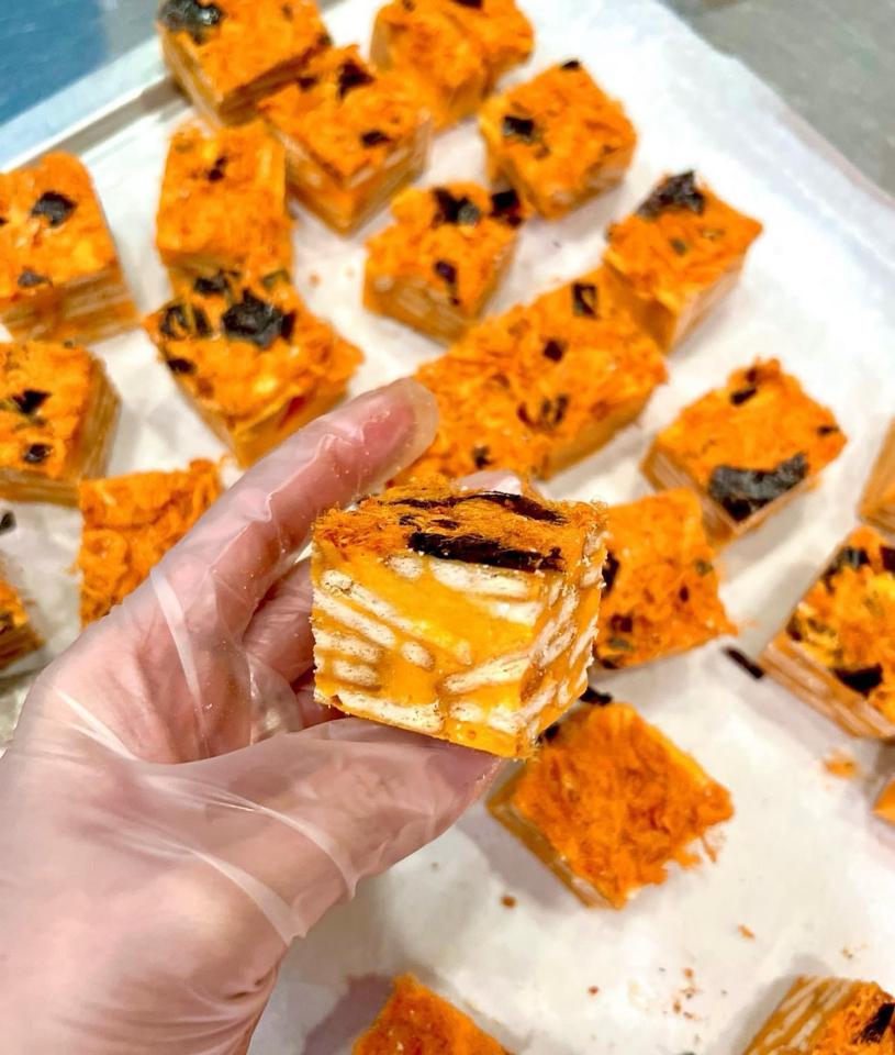 Bánh Bông Tuyết (250gr) -duoc-ban-tai-🧁🥧  𝐂𝐇𝐎𝐔 𝐂𝗔𝐊𝐄  🍩🍰