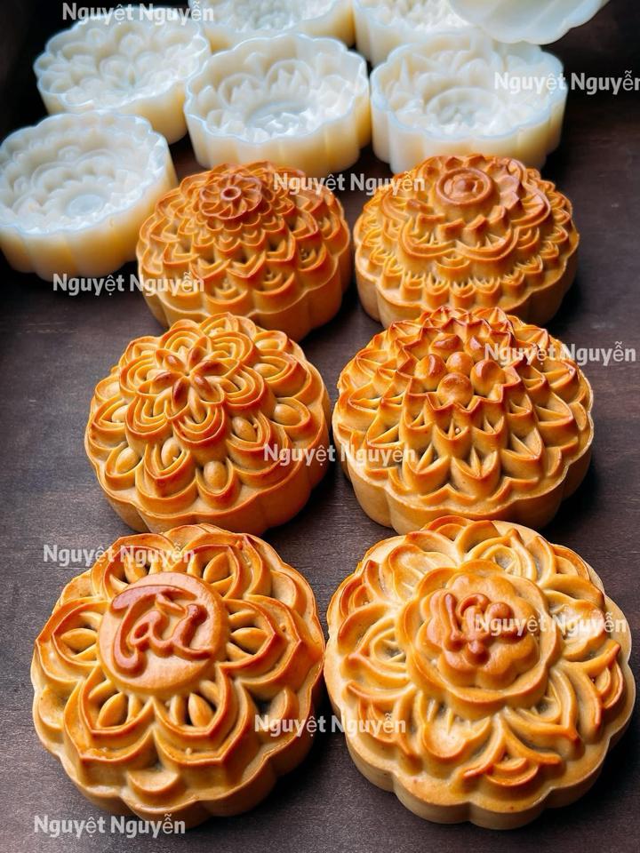 Khuôn lò xo tháp 6 mặt (có 2 cỡ 150g và 200g)-duoc-ban-tai-Thach Lan