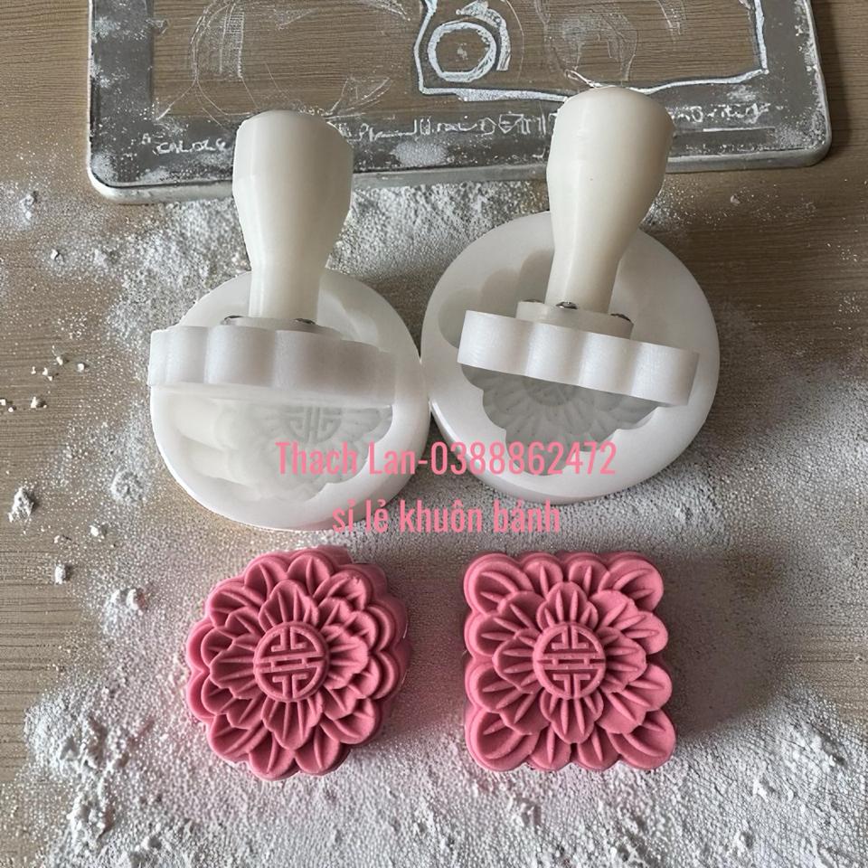 KHUÔN CỐC 3D VÂN HOA CÓ NHẤN HÌNH VUÔNG VÀ TRÒN (150g và 200g do khách tự chọn)-duoc-ban-tai-Thach Lan