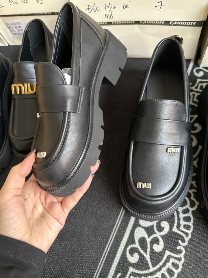 Đốc Miu Miu chữ bé mờ-duoc-ban-tai-Quản Thuu Hà