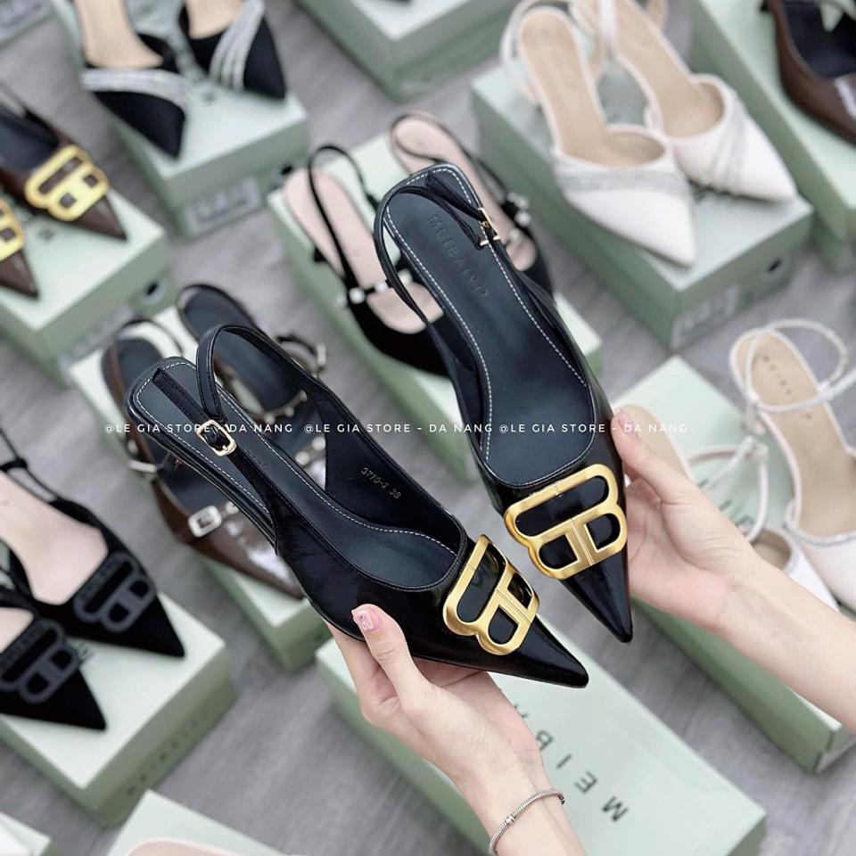Guốc 3F đen khuy B vàng-duoc-ban-tai-Quản Thuu Hà
