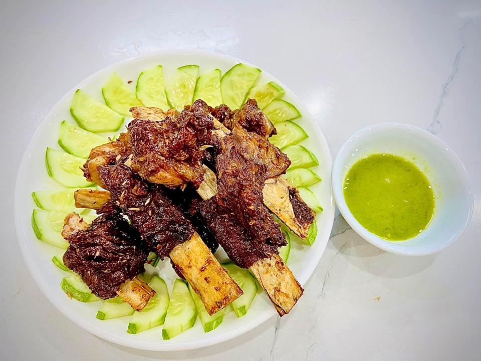 Sườn Bò Nướng-duoc-ban-tai-BÒ TƠ BÌNH MINH