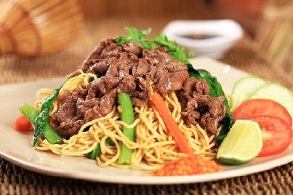 Mì Xào Bò-duoc-ban-tai-BÒ TƠ BÌNH MINH