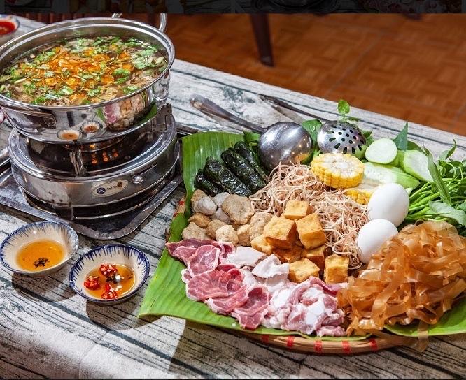 Lẩu cua đồng-duoc-ban-tai-Muối Tiêu Chanh