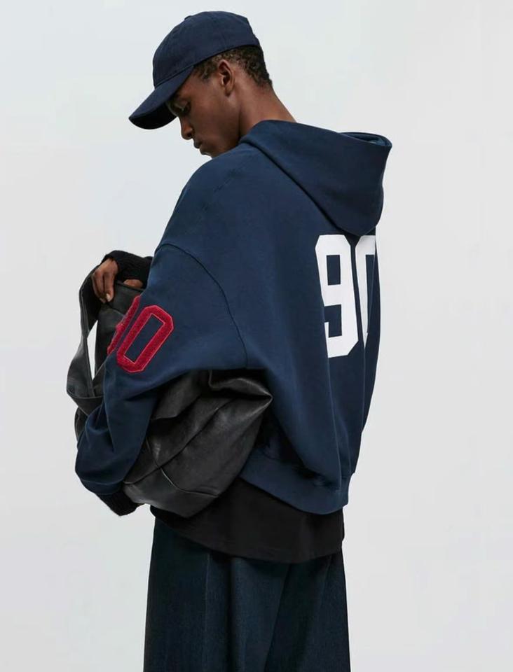Áo Hoodie Zip boxy Haven Studio-duoc-ban-tai-Cunnei