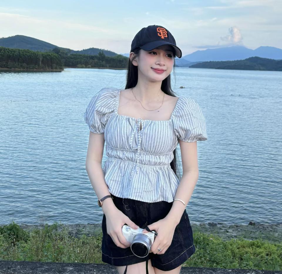  Áo babydoll tay bồng Kimee House-duoc-ban-tai-Cunnei