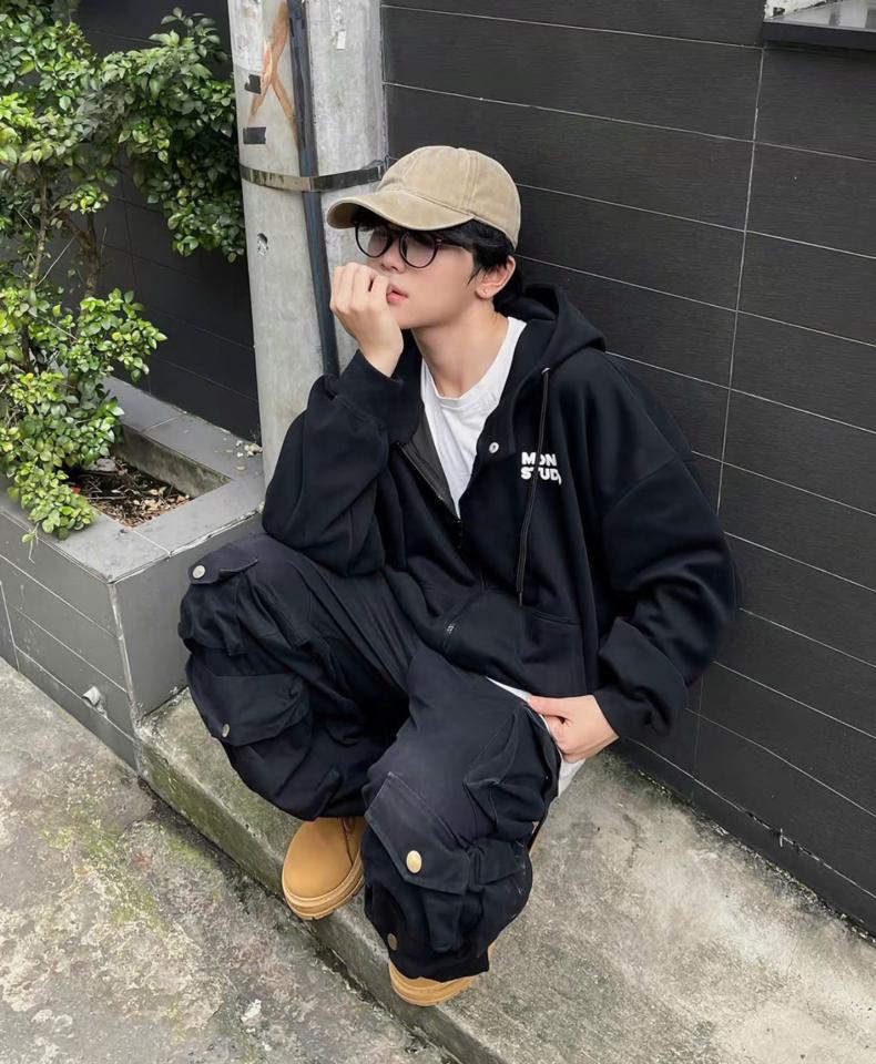  Áo Hoodie Zip MonStudio-duoc-ban-tai-Cunnei
